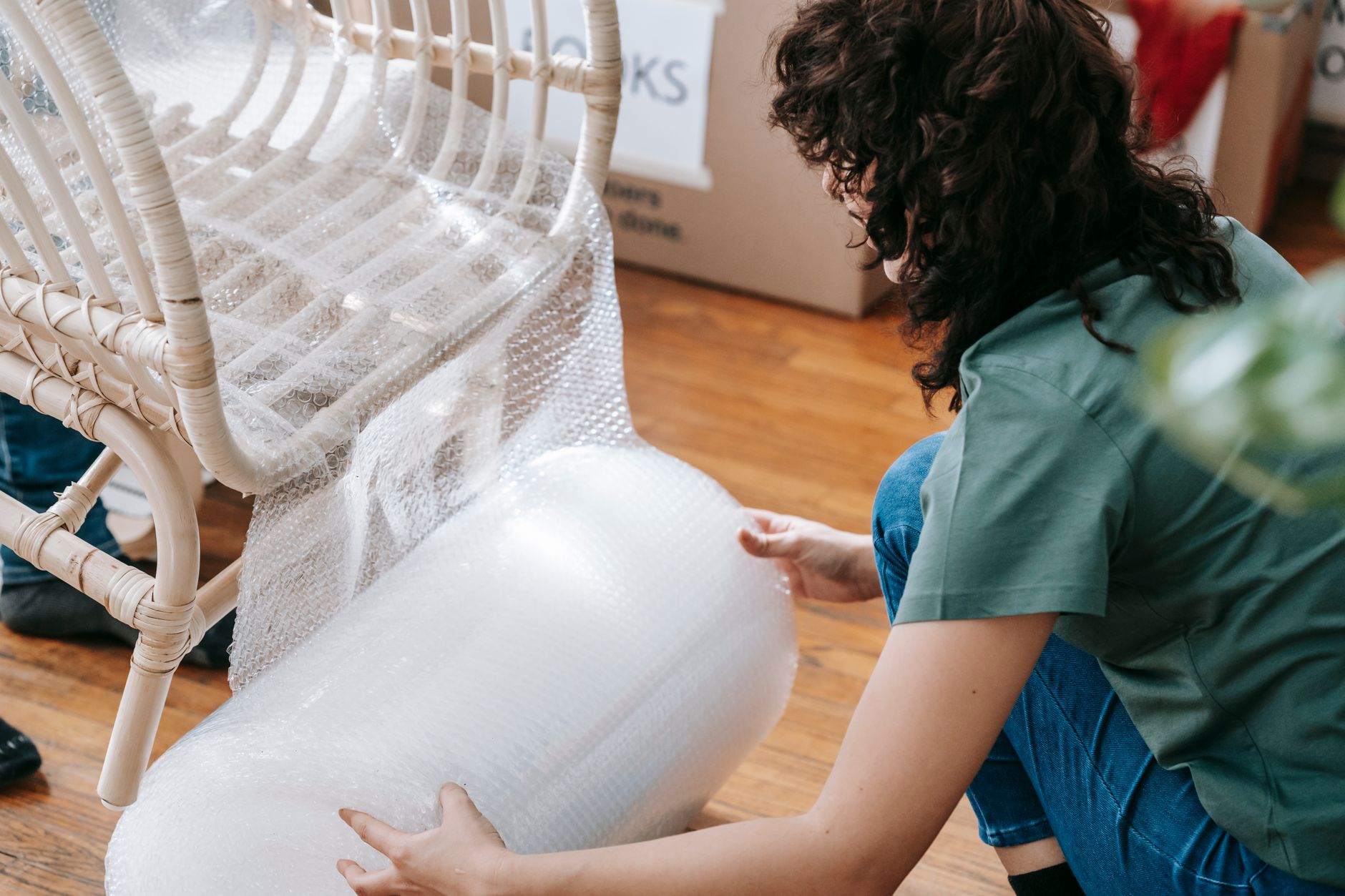 Matériel de protection pour déménagement : couvertures, film étirable, carton bulle